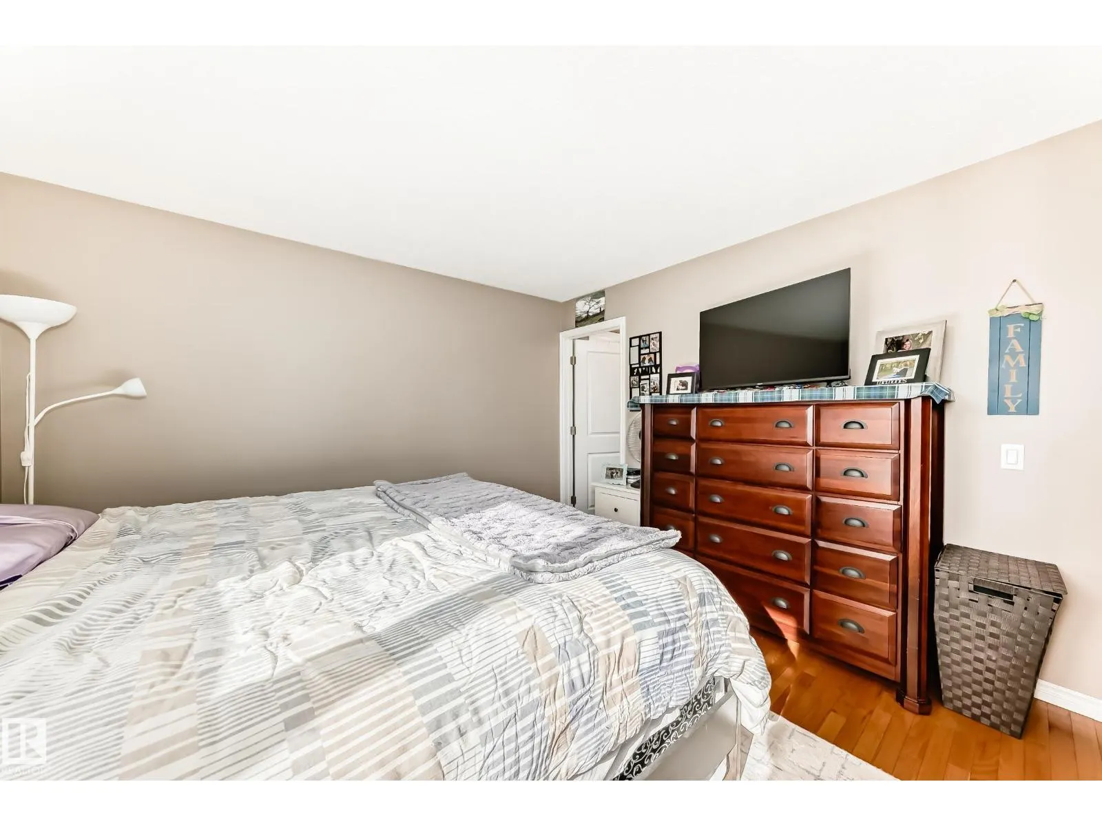 43 GROVELAND RD