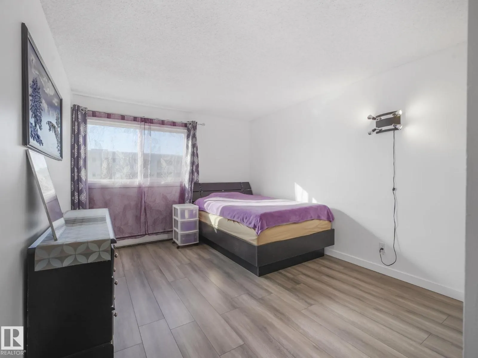 #58 11255 31 AV NW