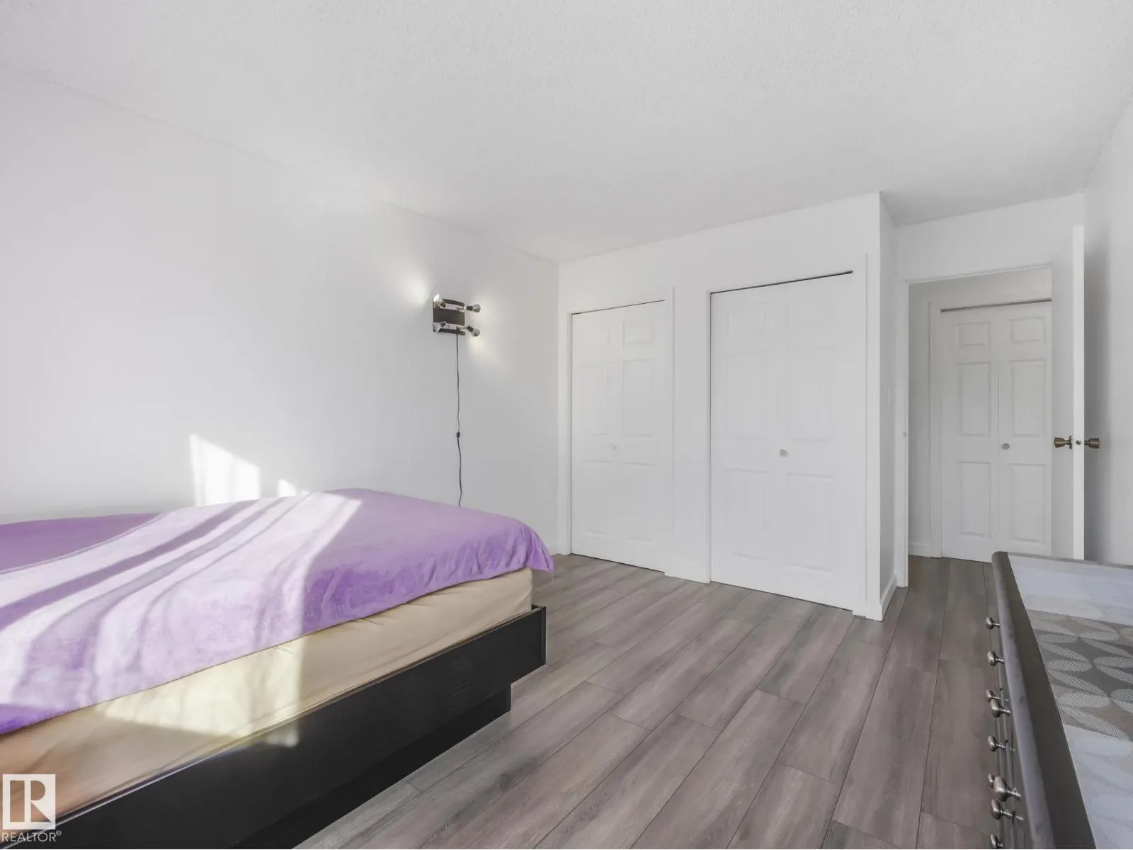 #58 11255 31 AV NW