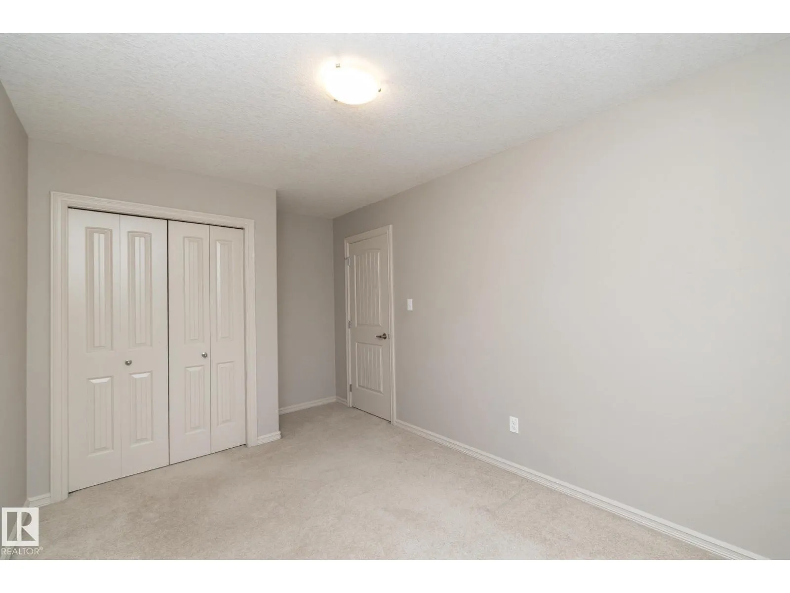 7117 SOUTH TERWILLEGAR DR NW
