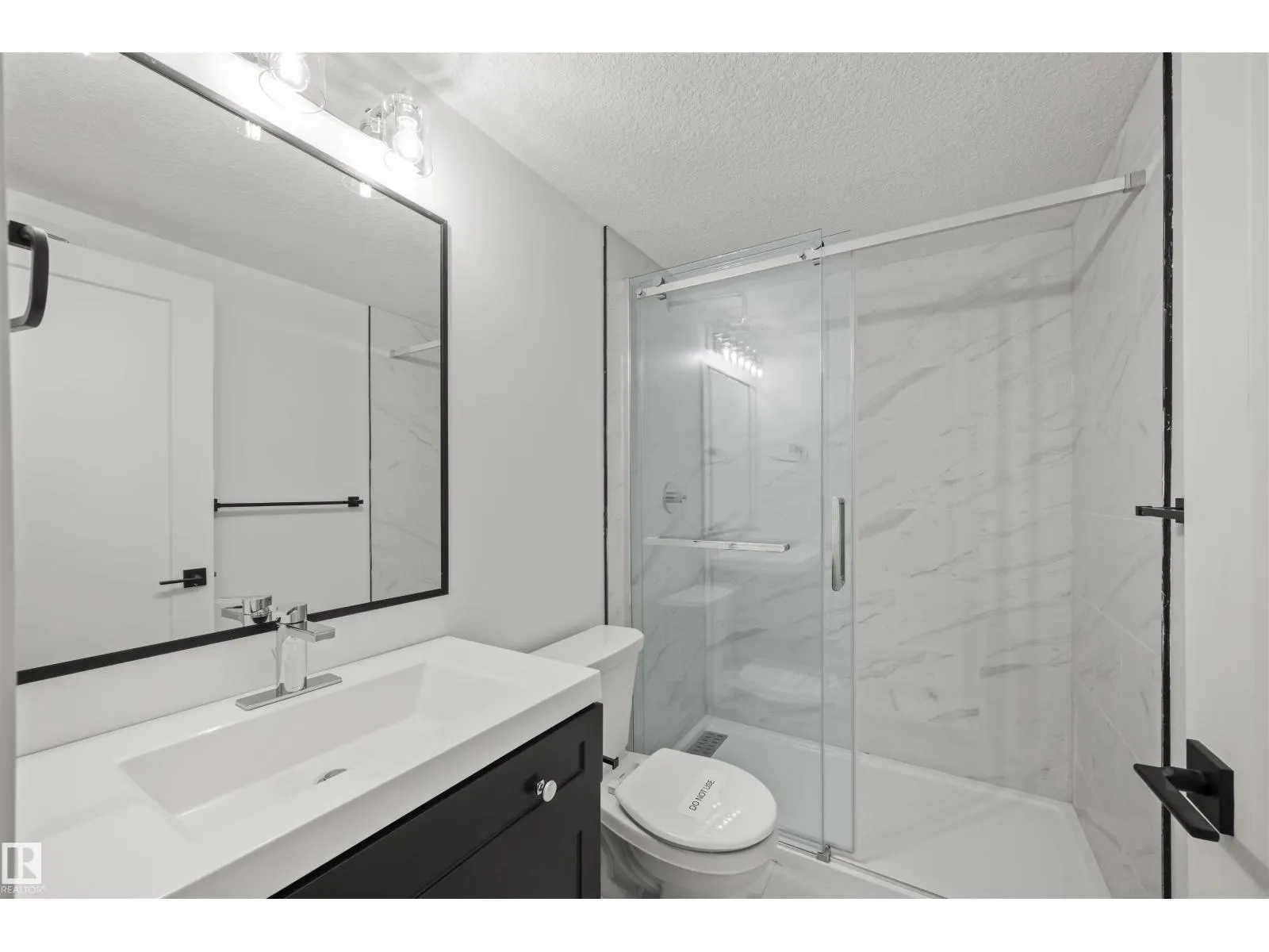 11232 127 ST NW