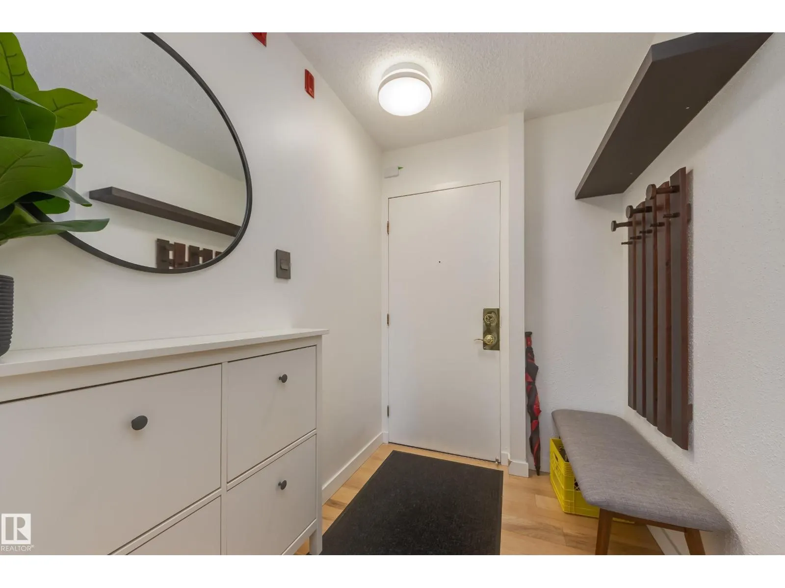 #504 9909 110 ST NW