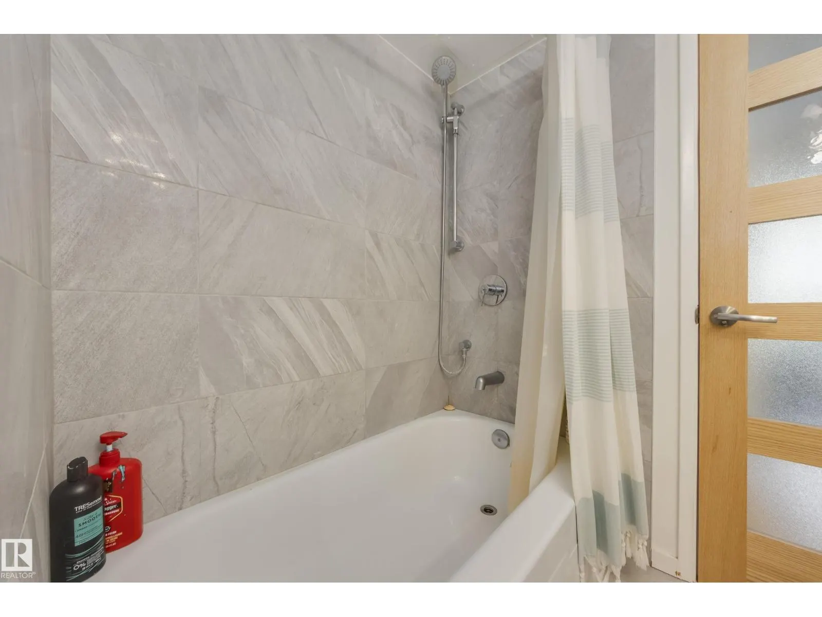 #504 9909 110 ST NW