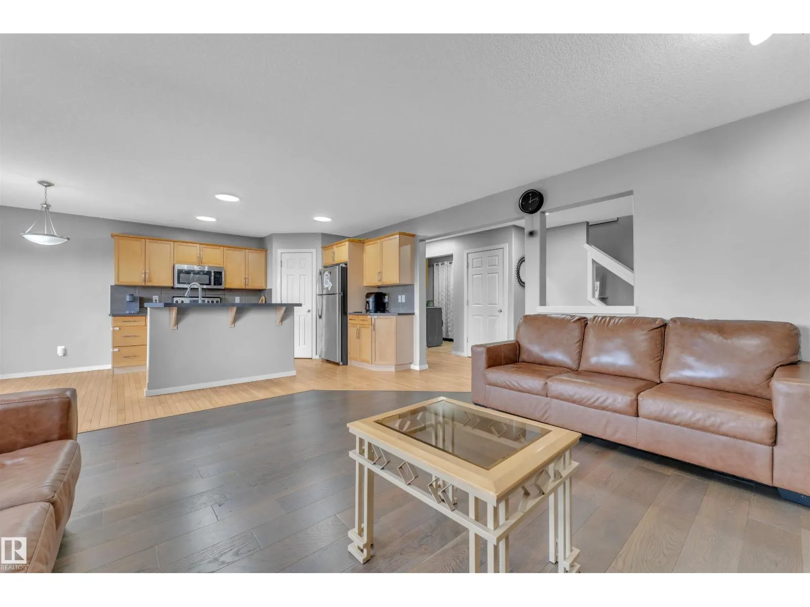 3436 28 ST NW