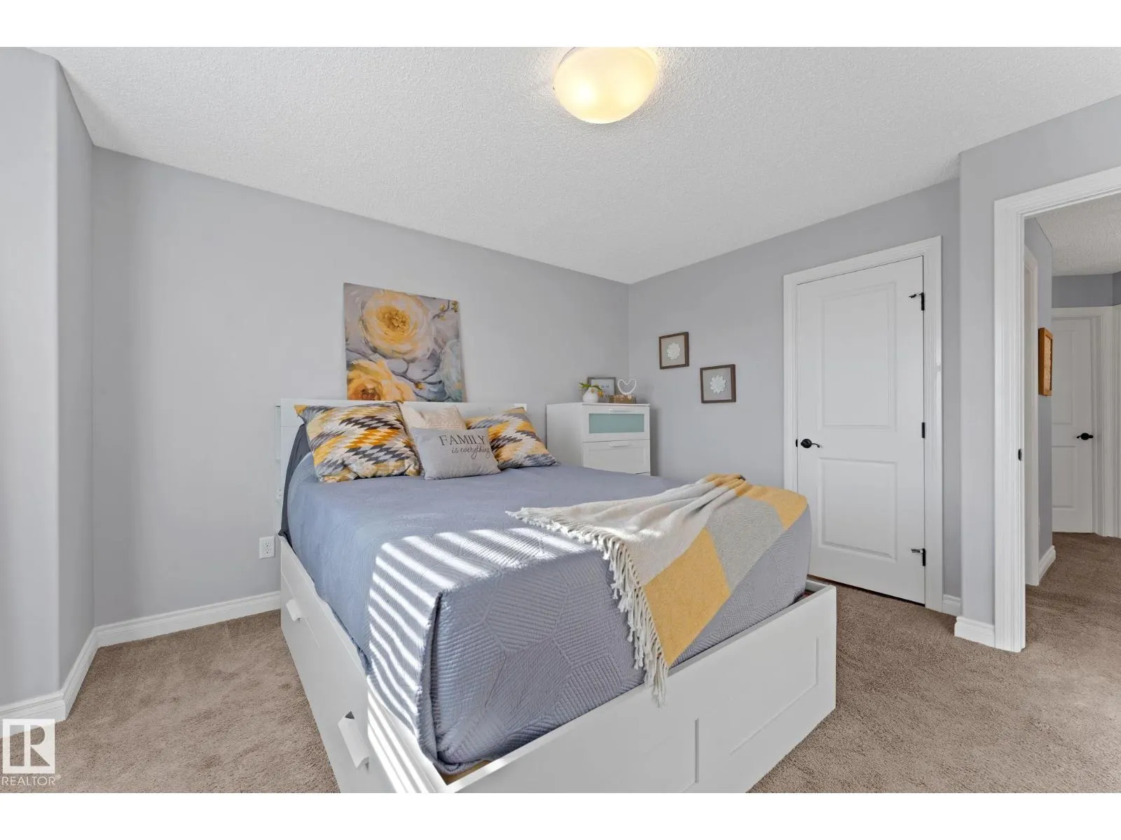 114 KIRPATRICK WY