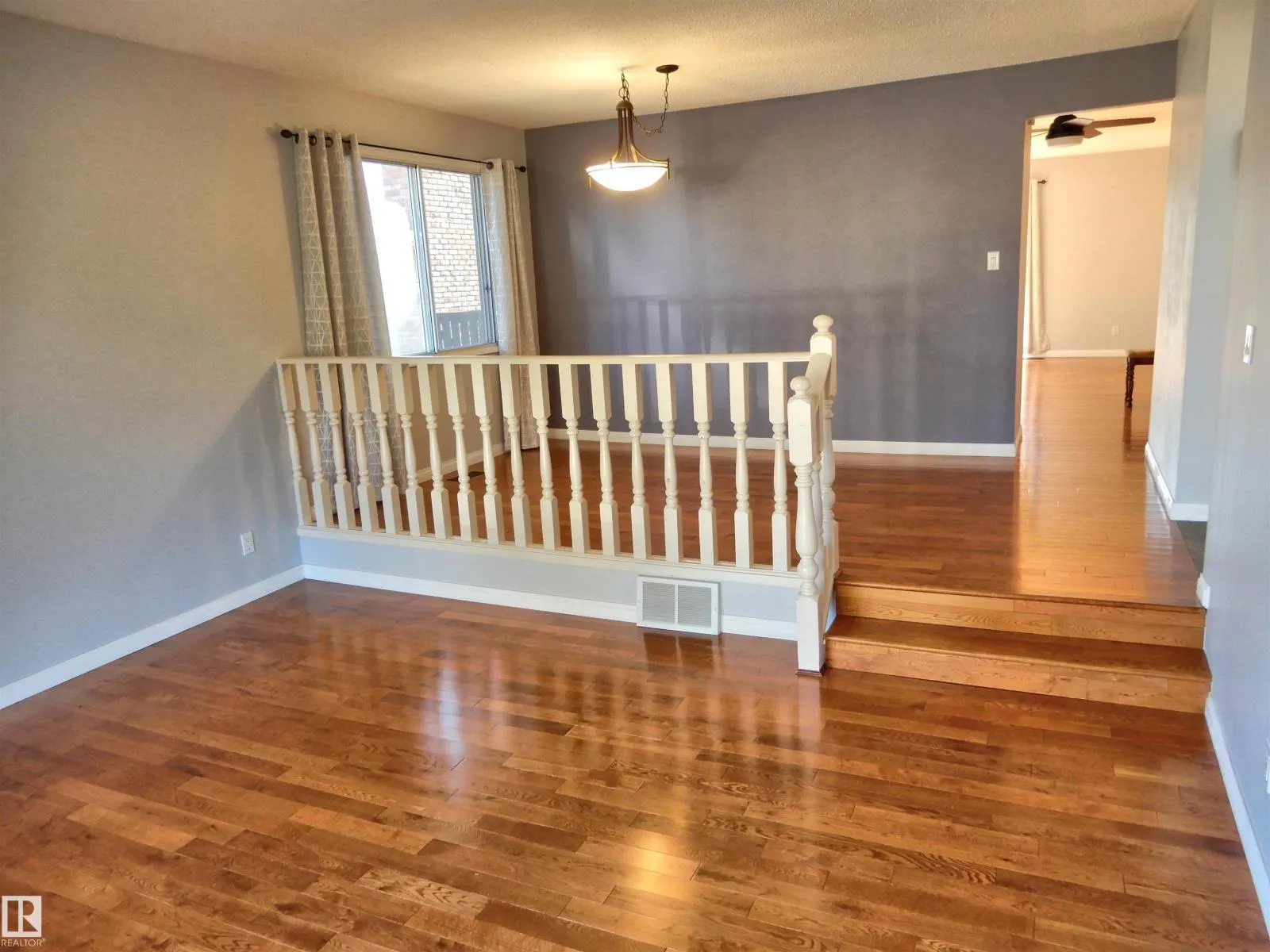 18617 62B AV NW