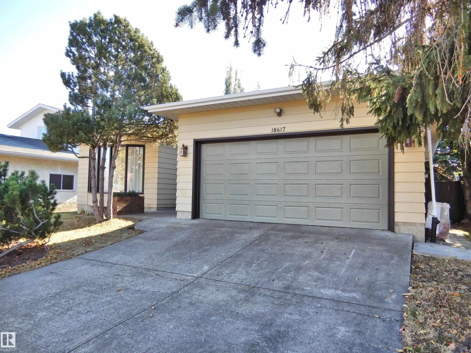 18617 62B AV NW
