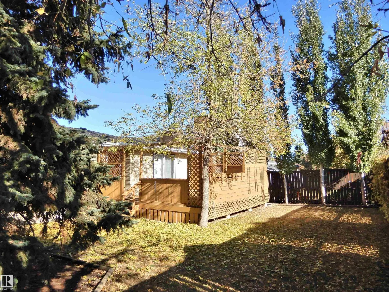 18617 62B AV NW