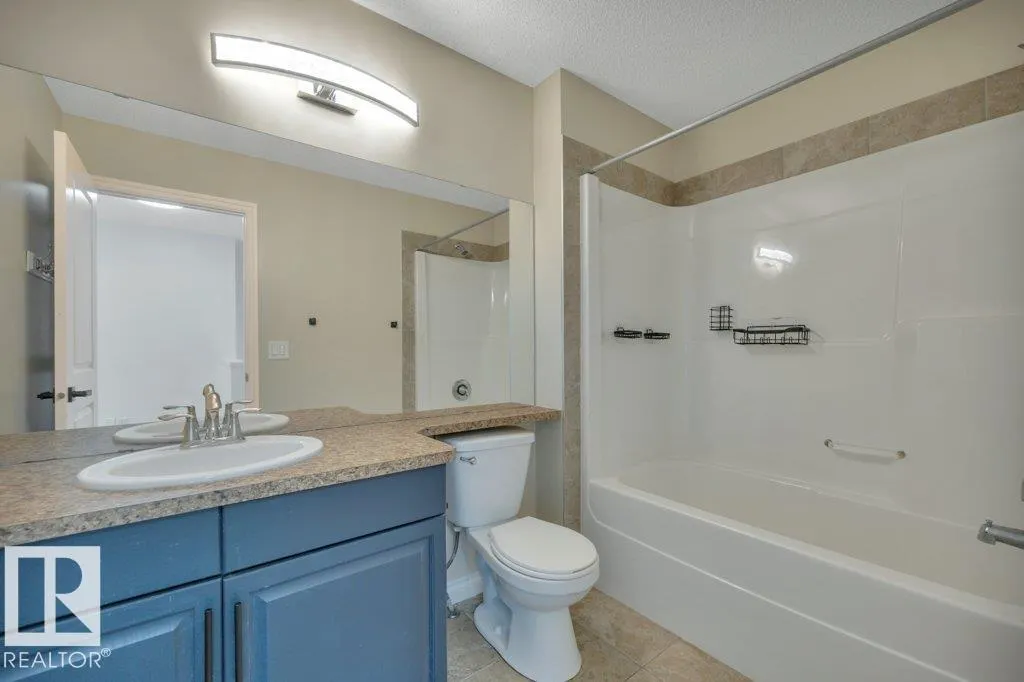 1 SOUTHFORK CL