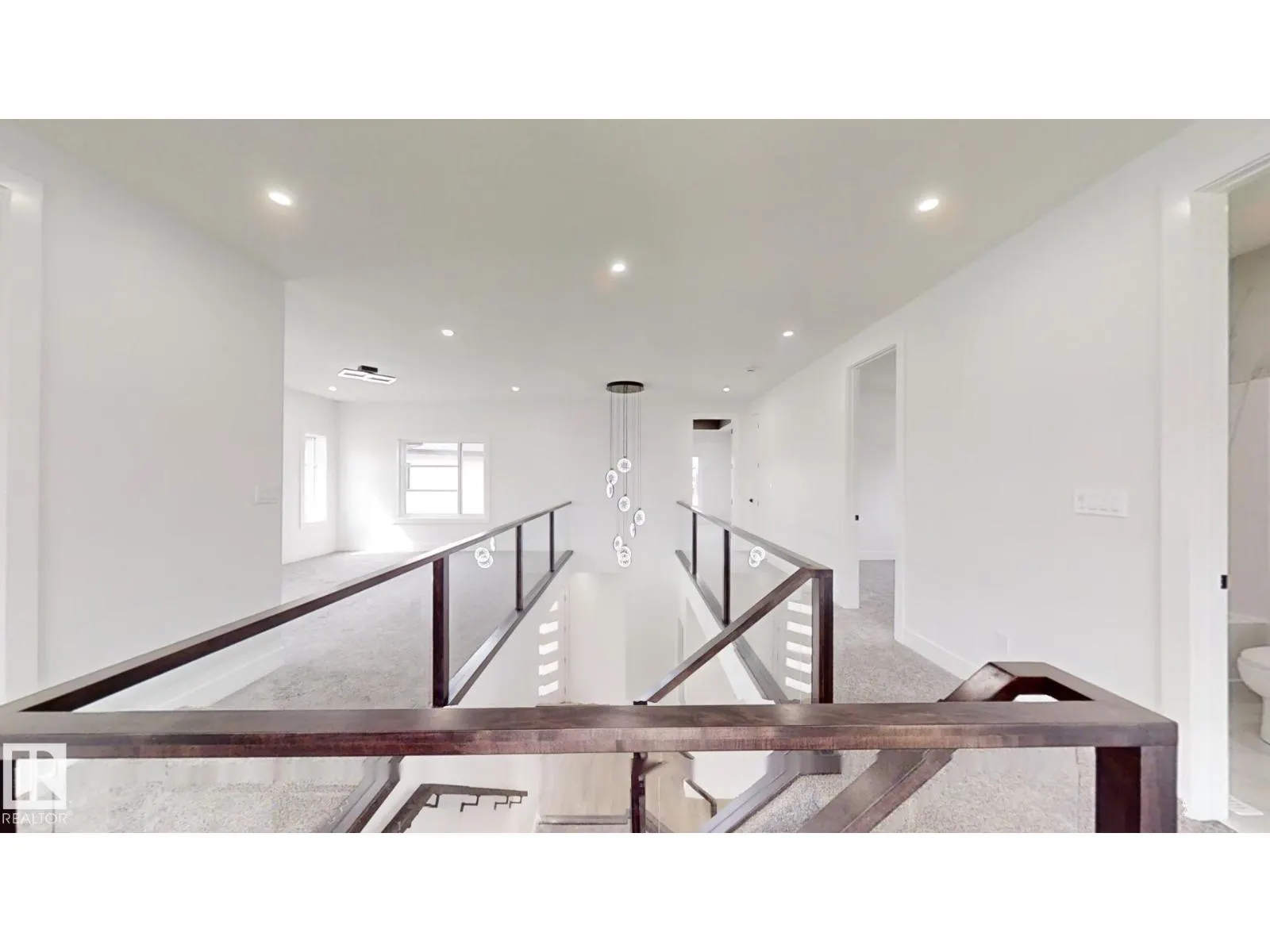 1707 18 ST NW