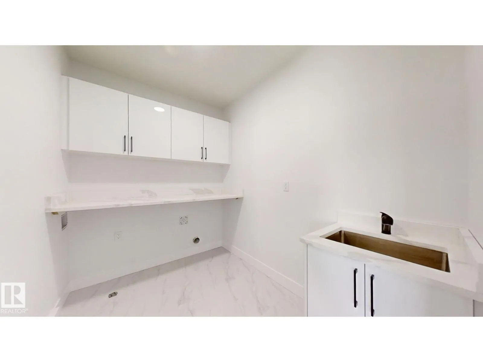 1707 18 ST NW
