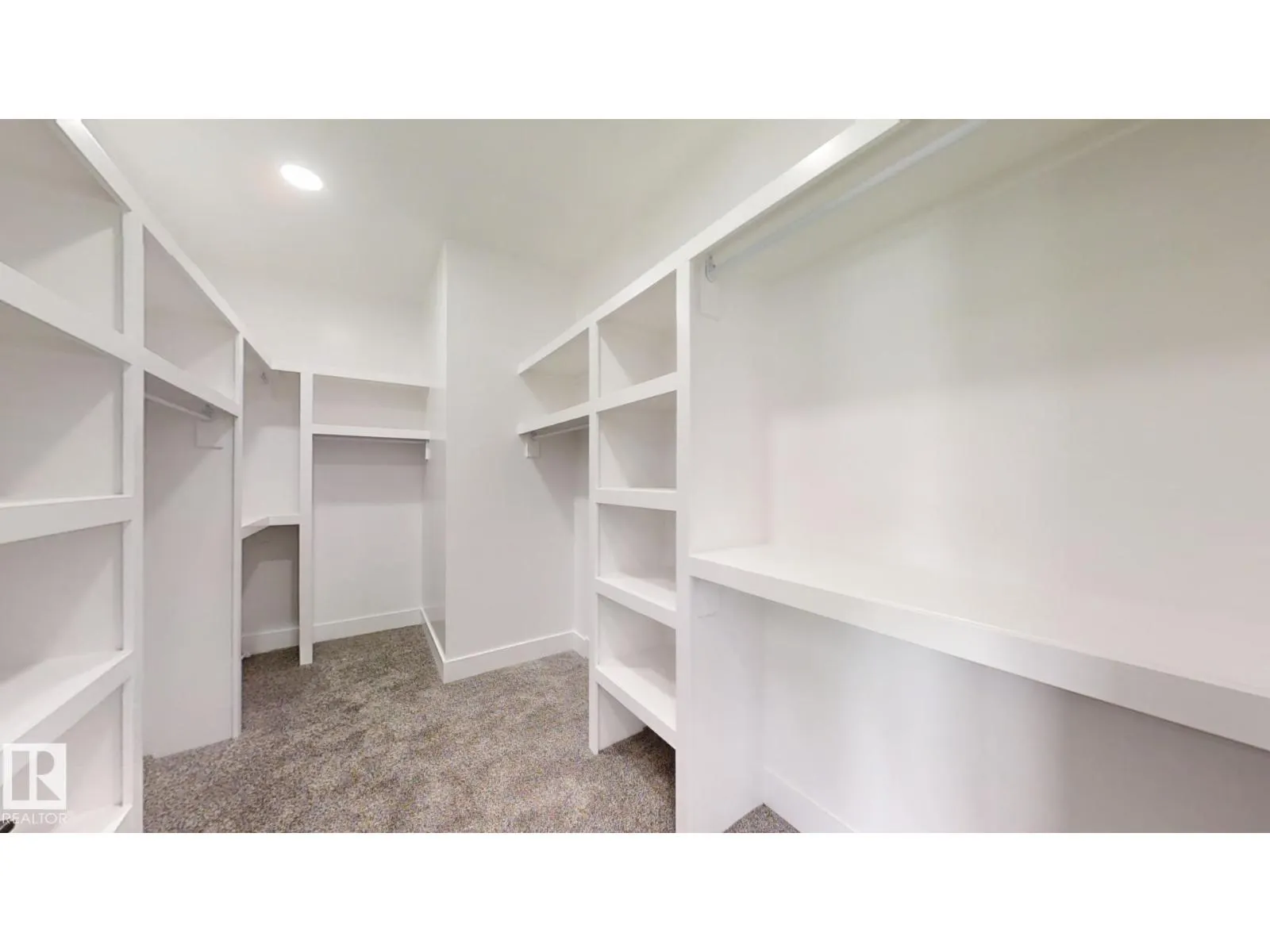 1707 18 ST NW
