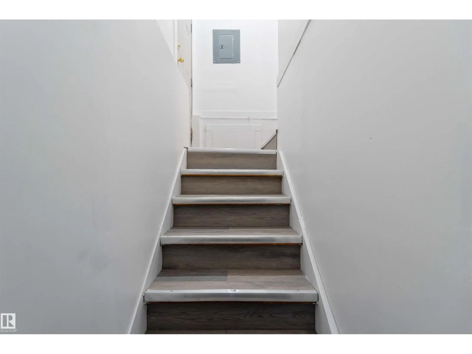 12268 131 ST NW