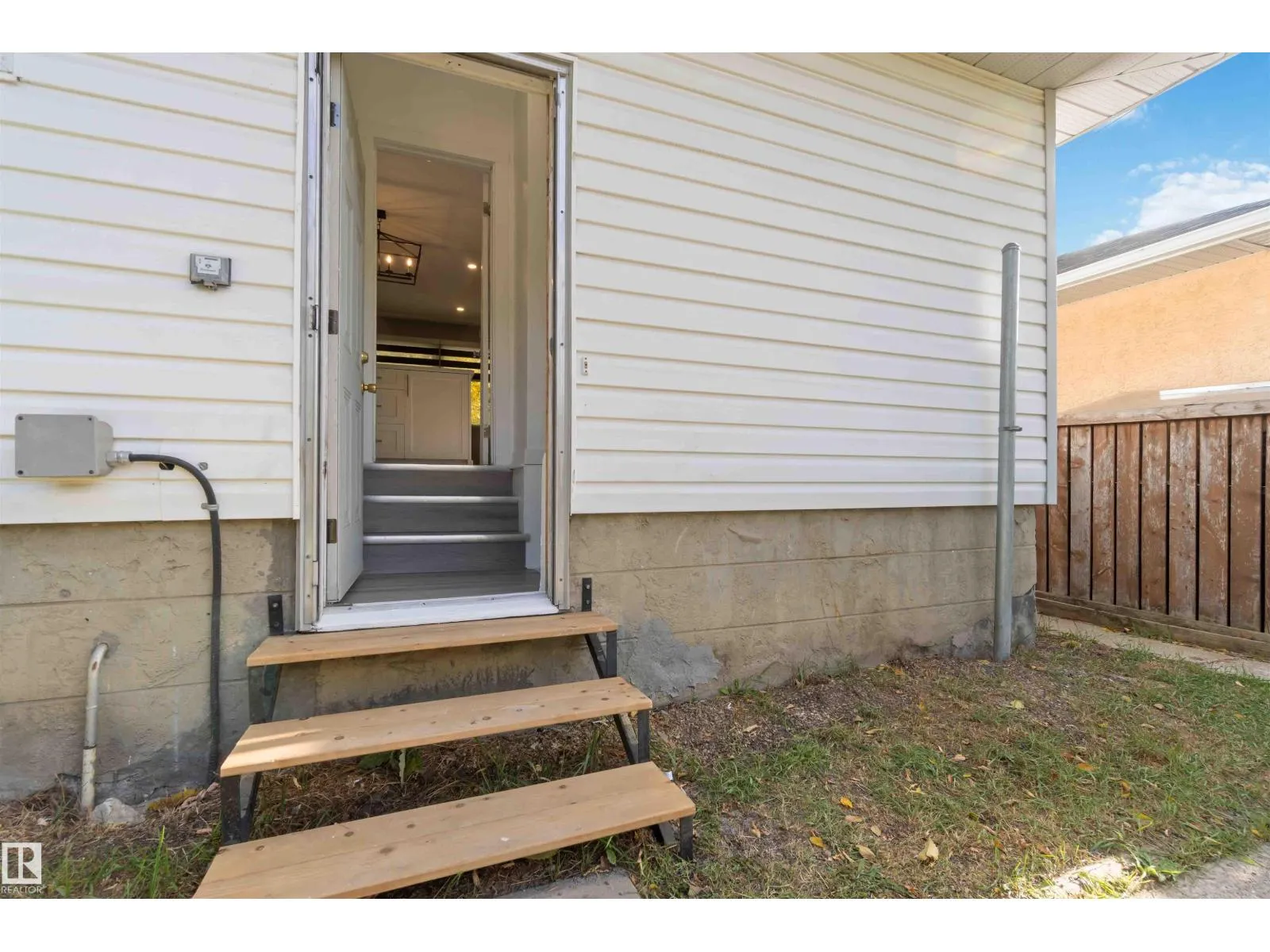 12268 131 ST NW
