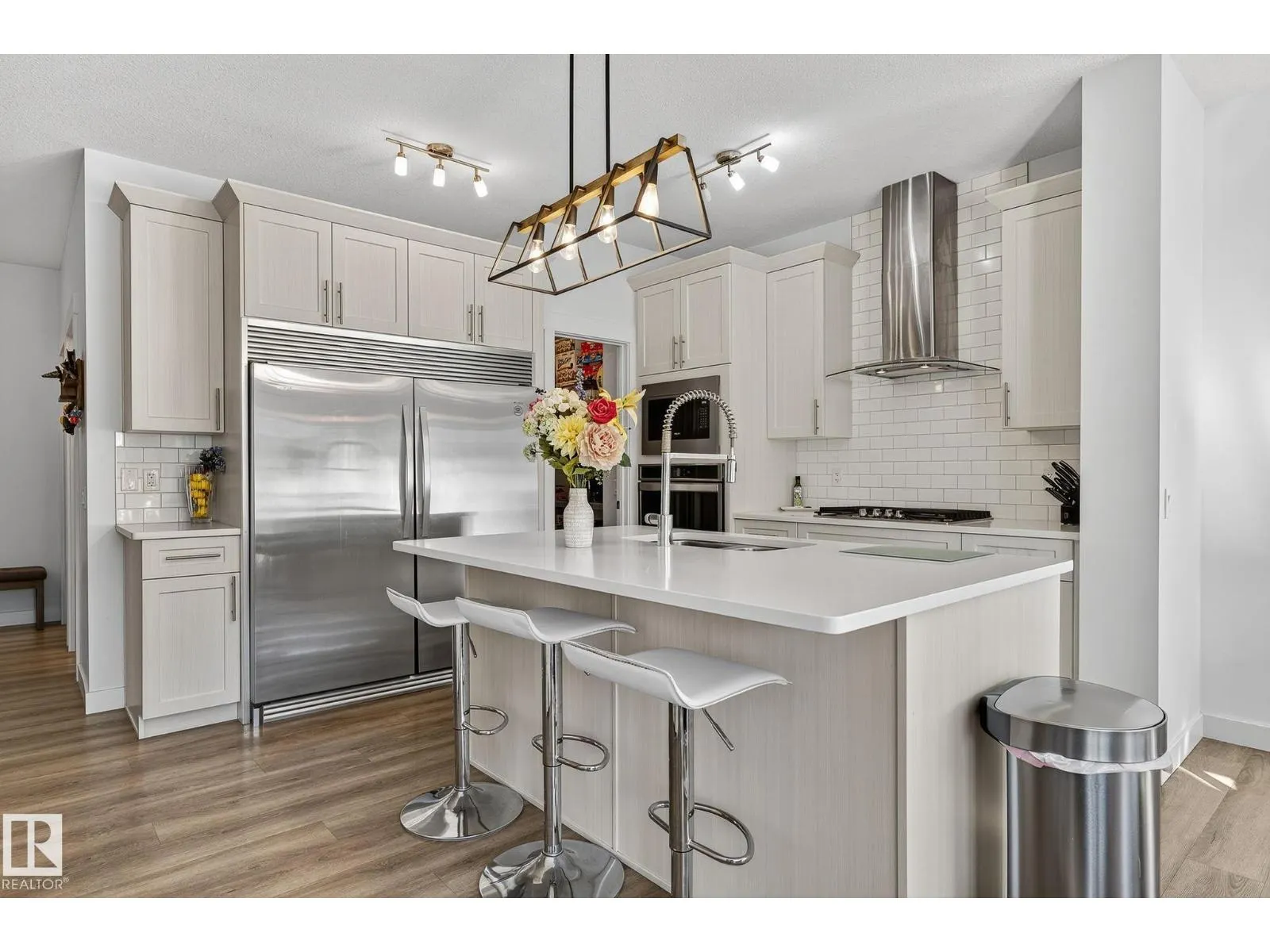 9611 224 ST NW