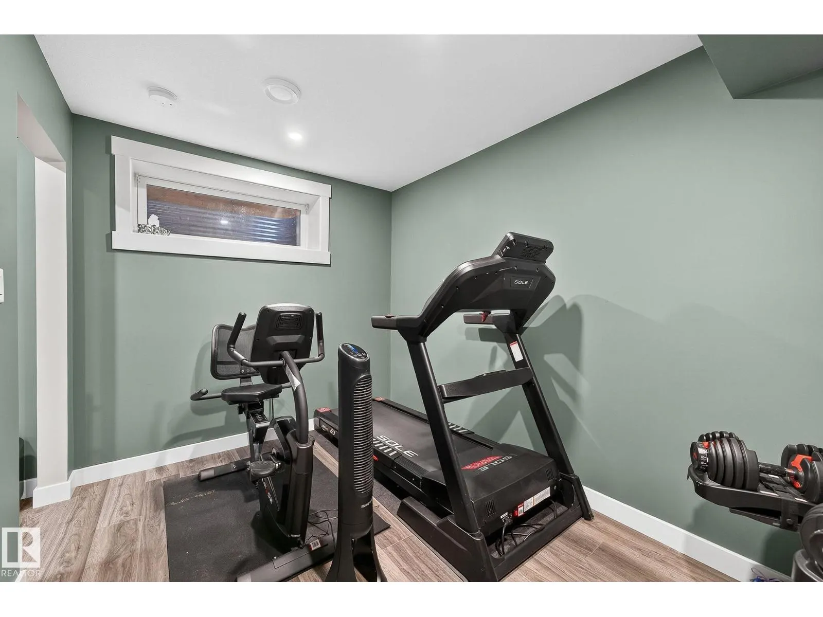 9611 224 ST NW