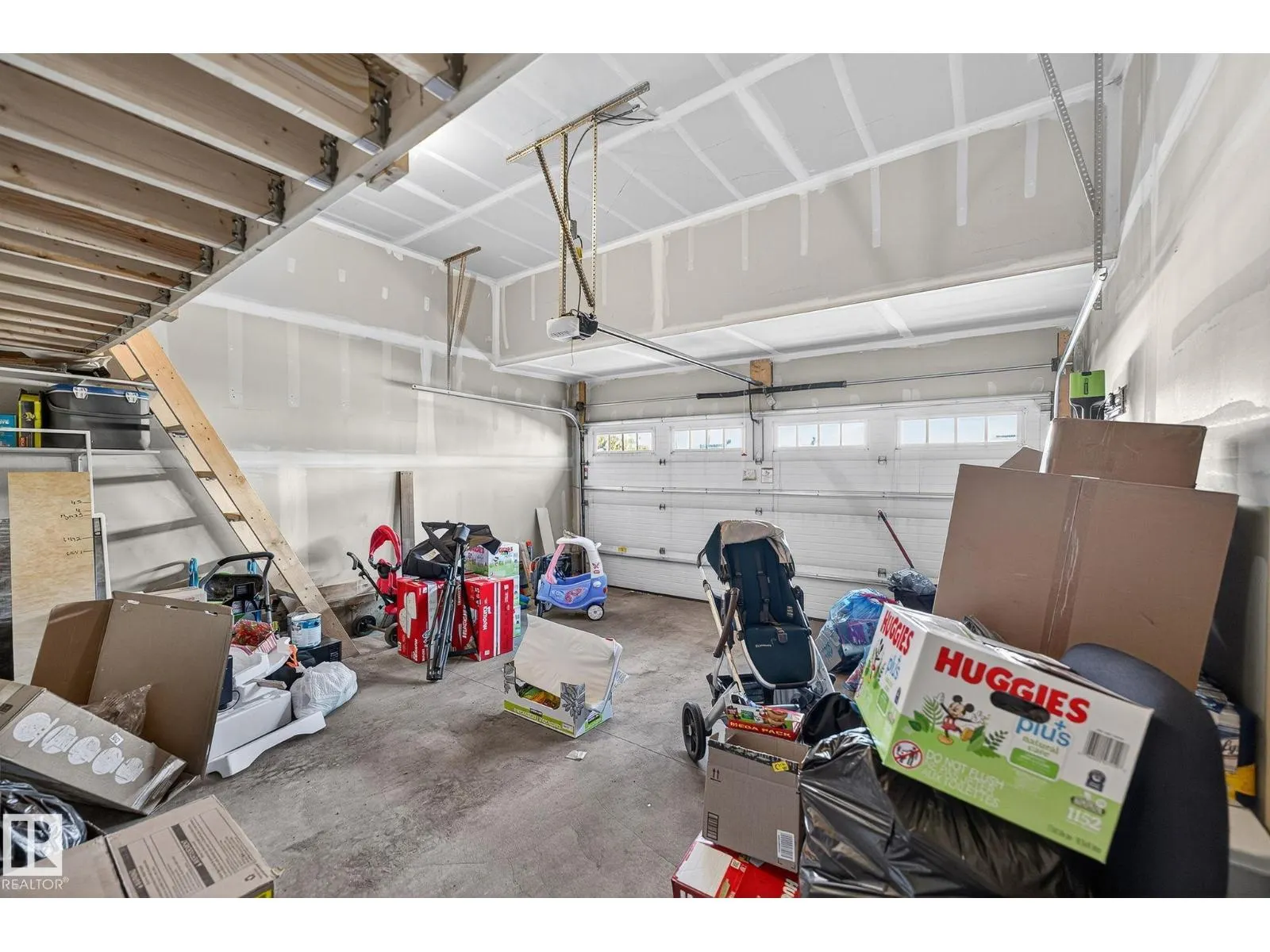 9611 224 ST NW