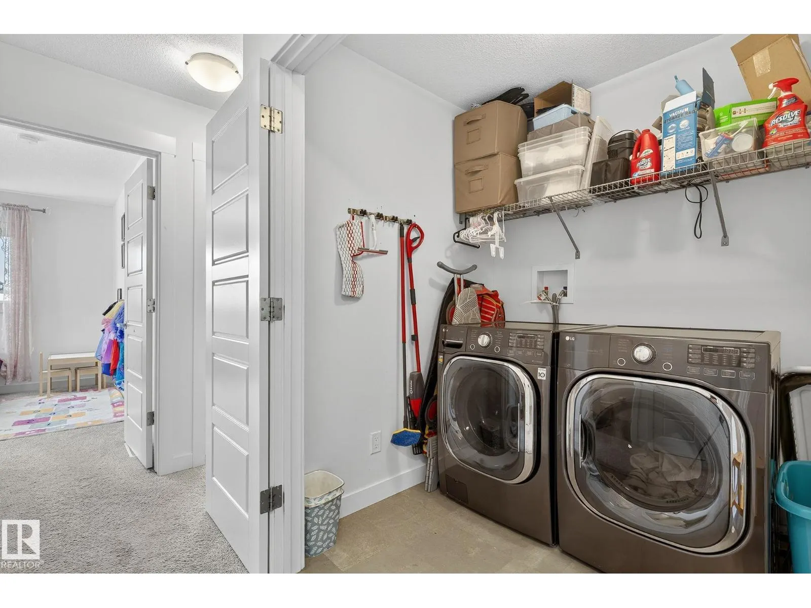 9611 224 ST NW