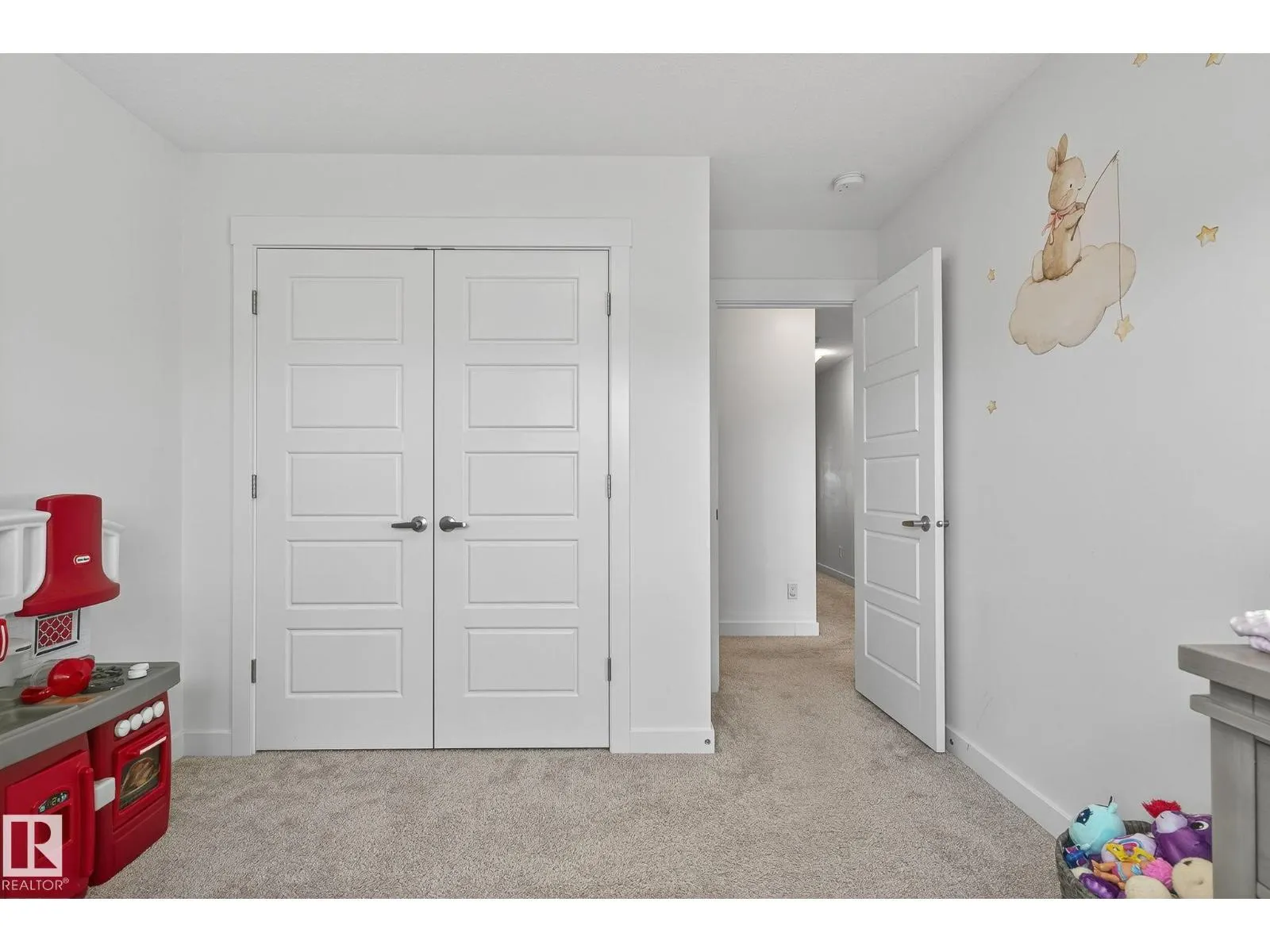 9611 224 ST NW