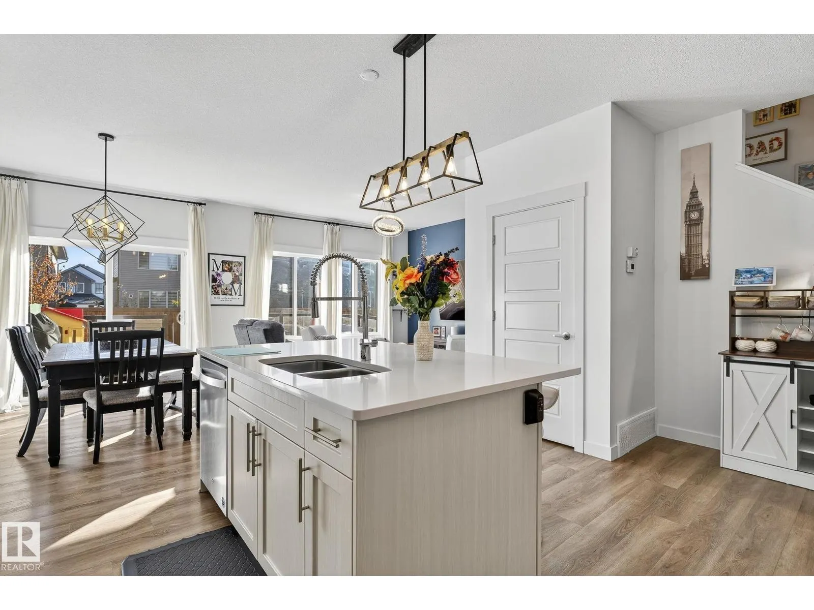 9611 224 ST NW