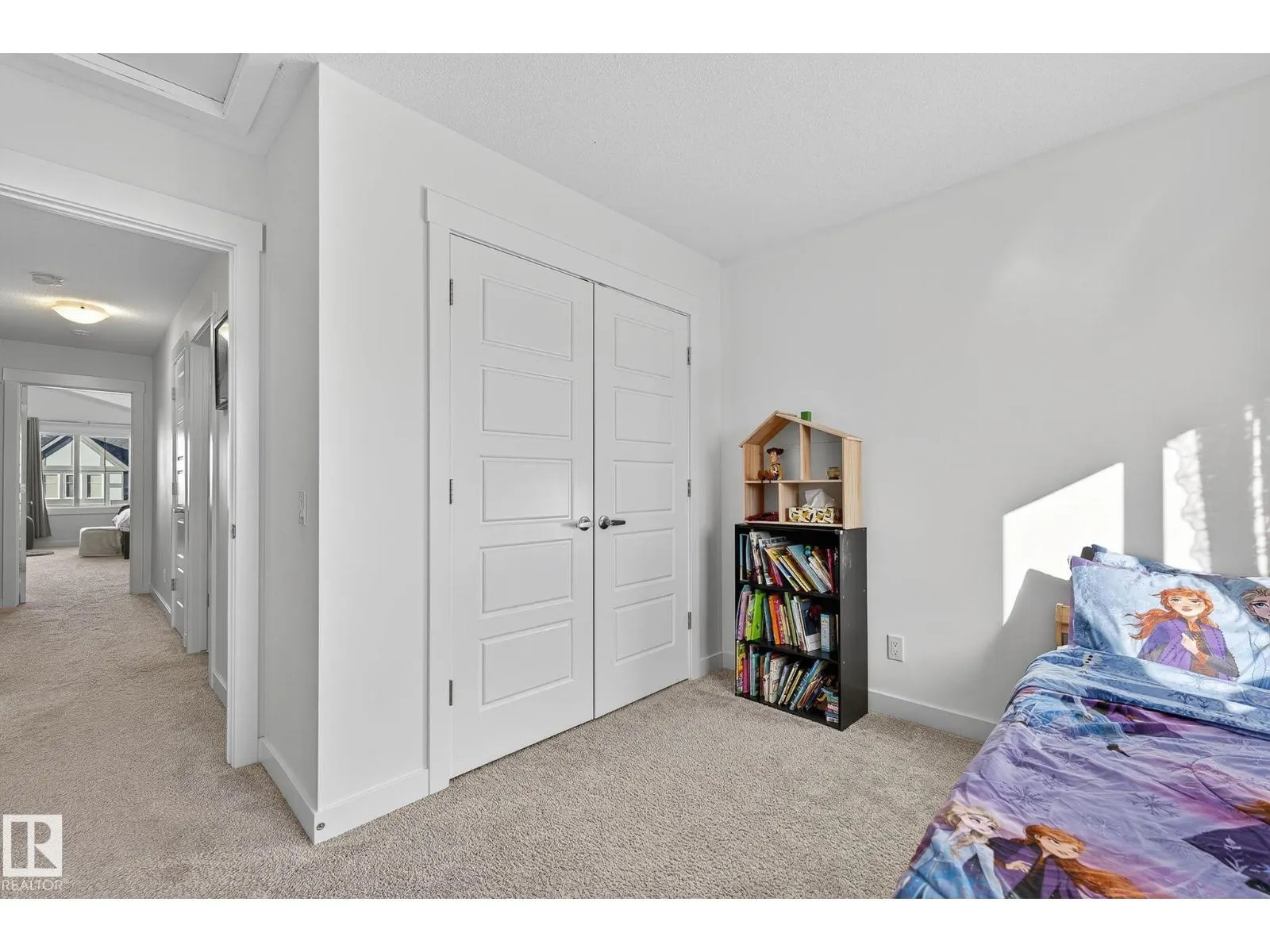 9611 224 ST NW