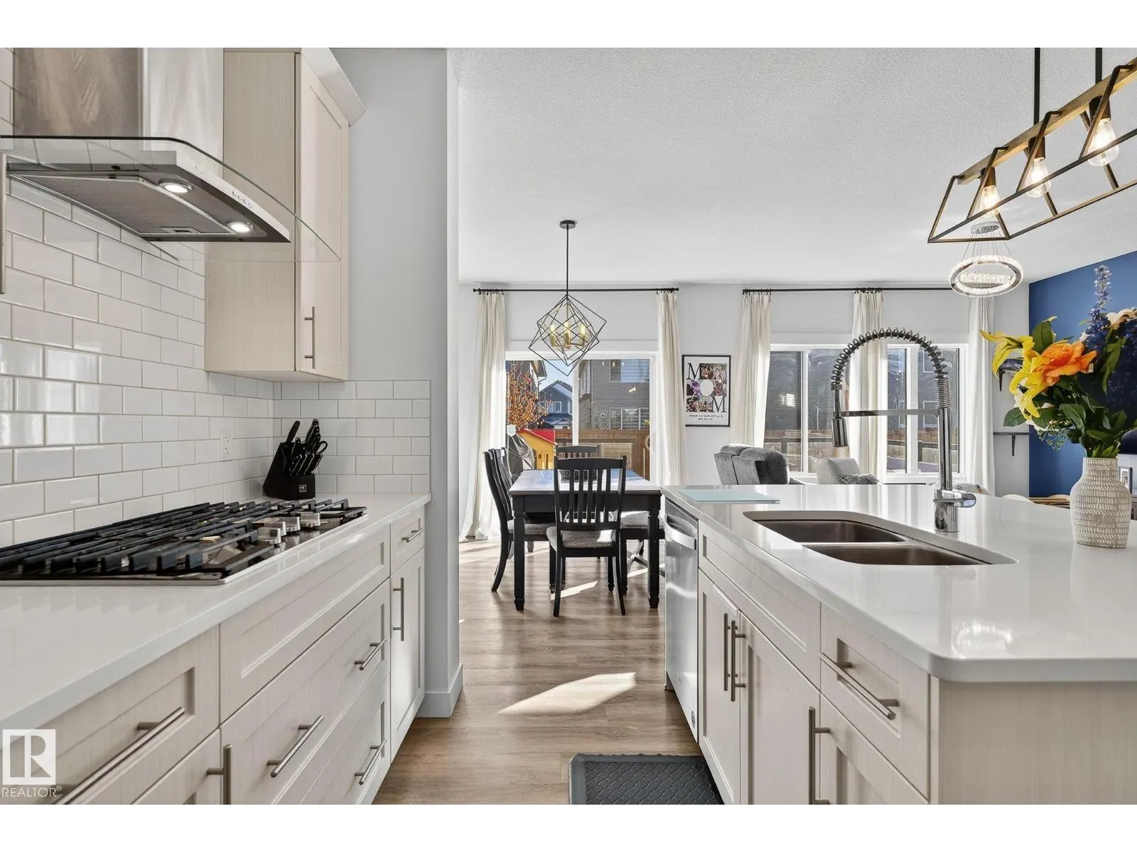 9611 224 ST NW