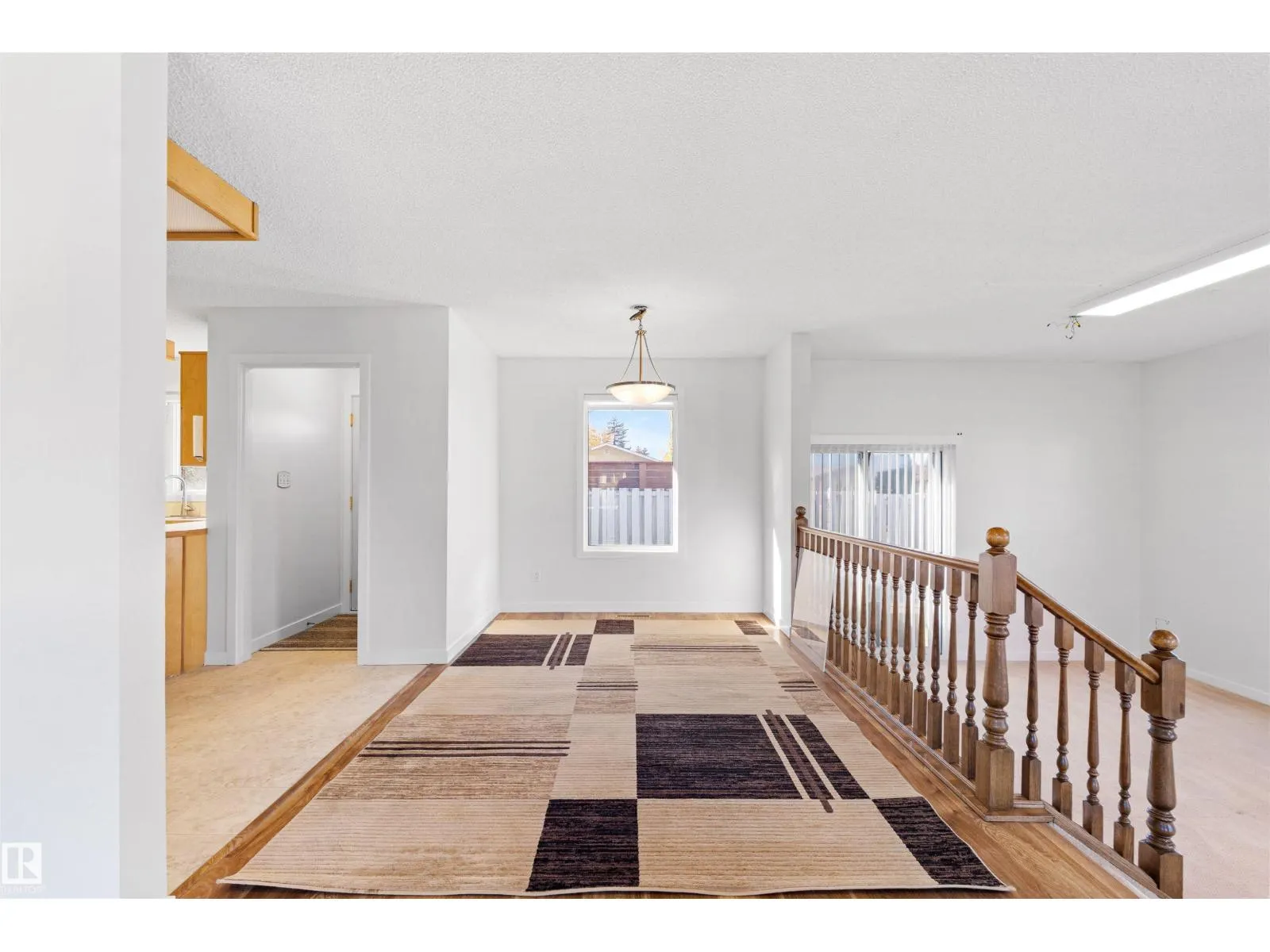 3524 114 ST NW