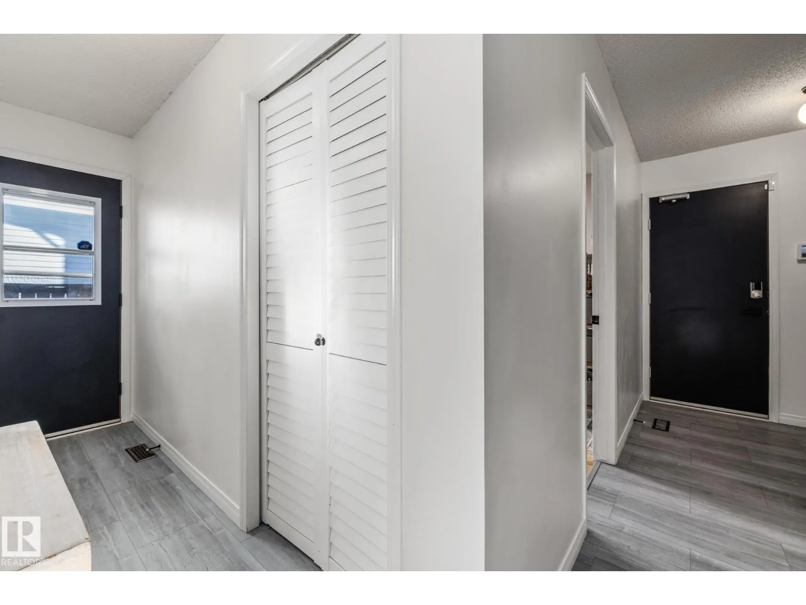 18215 62B AV NW