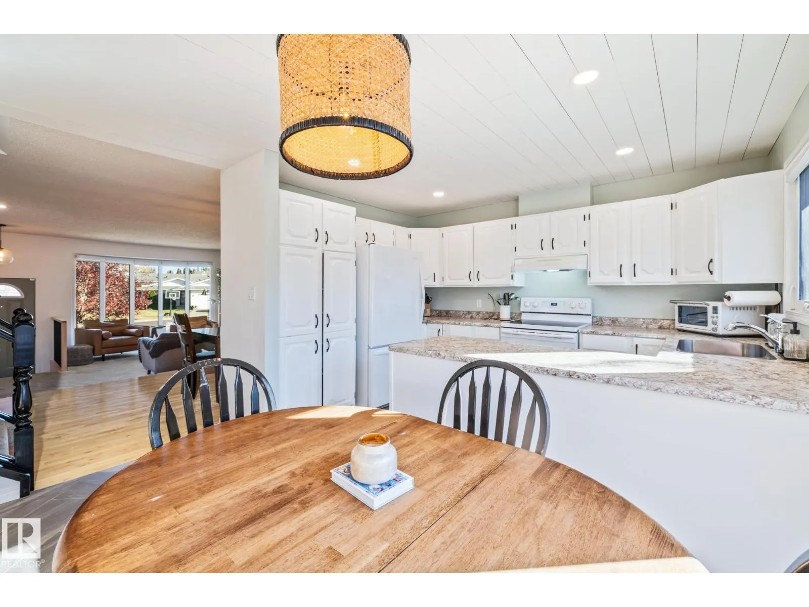 18215 62B AV NW
