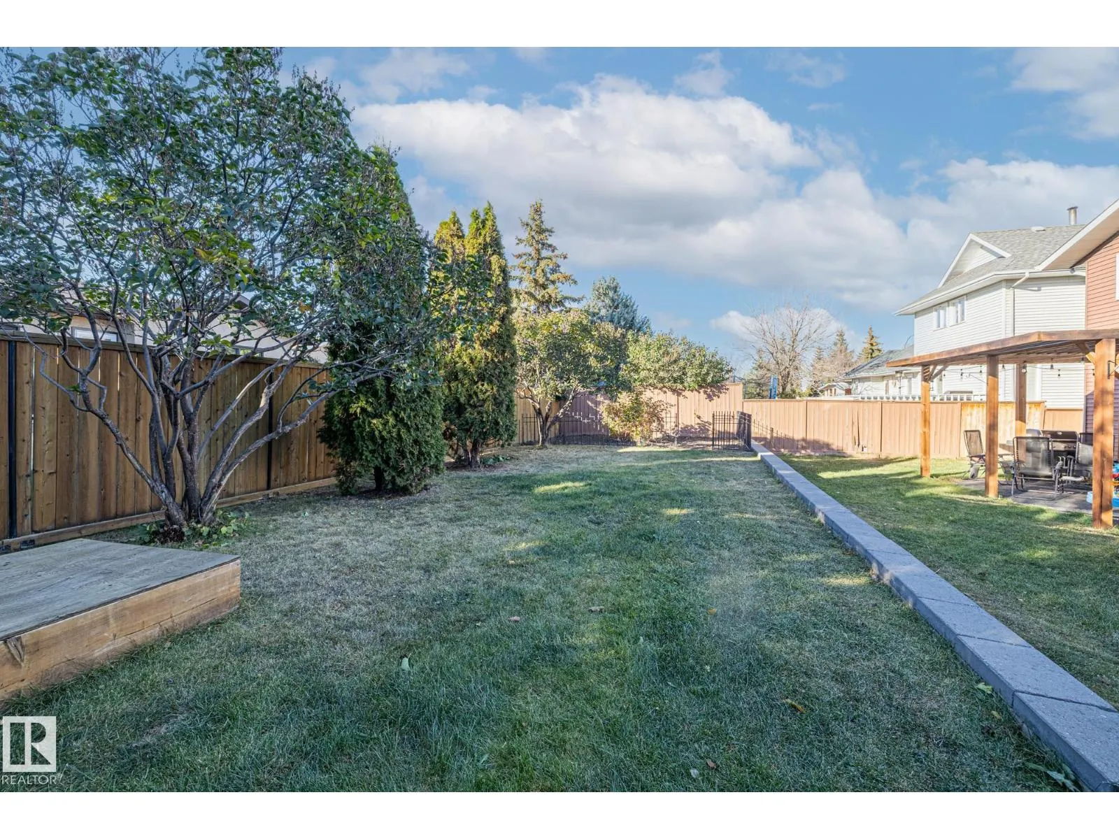 18215 62B AV NW