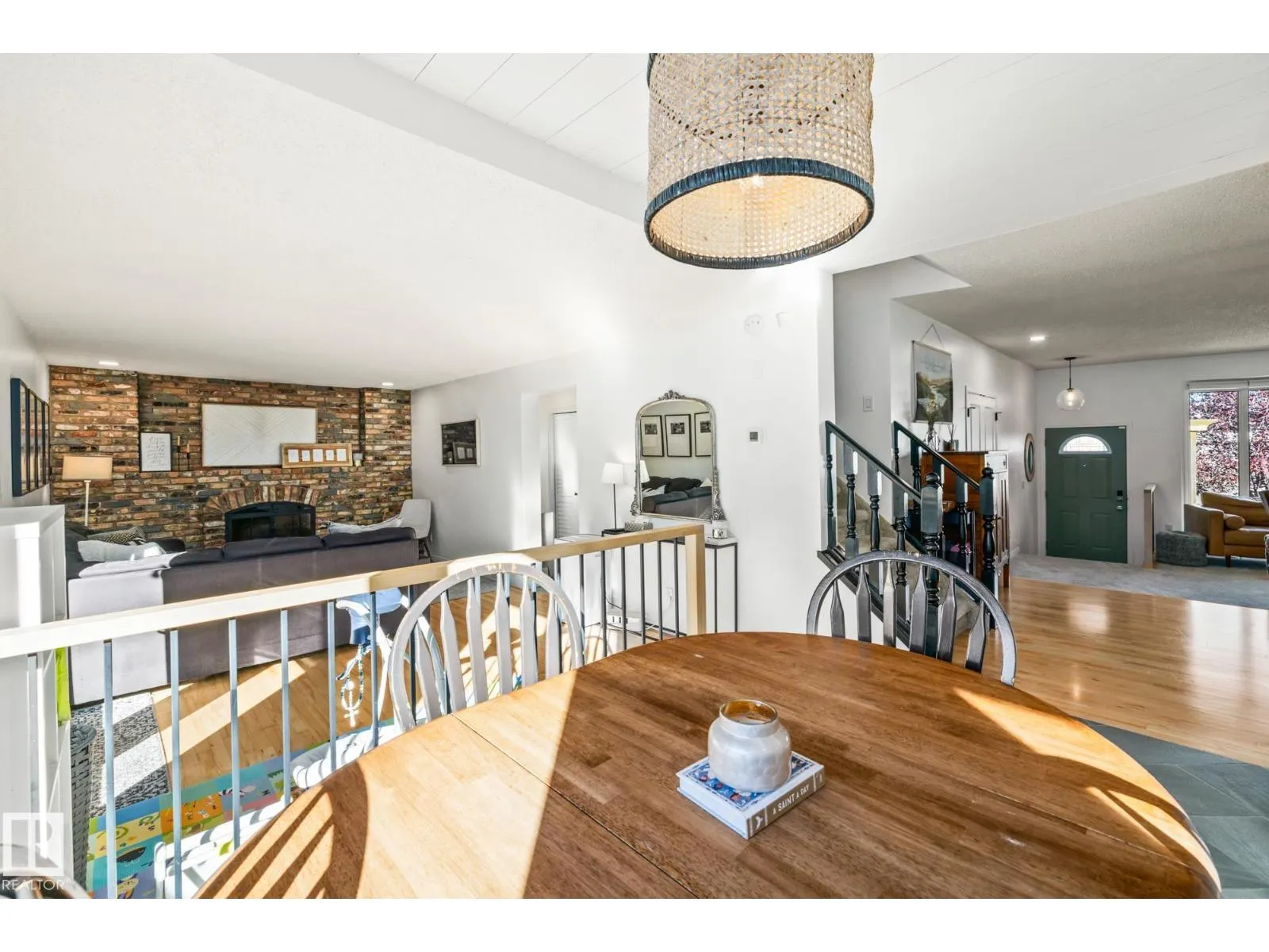 18215 62B AV NW