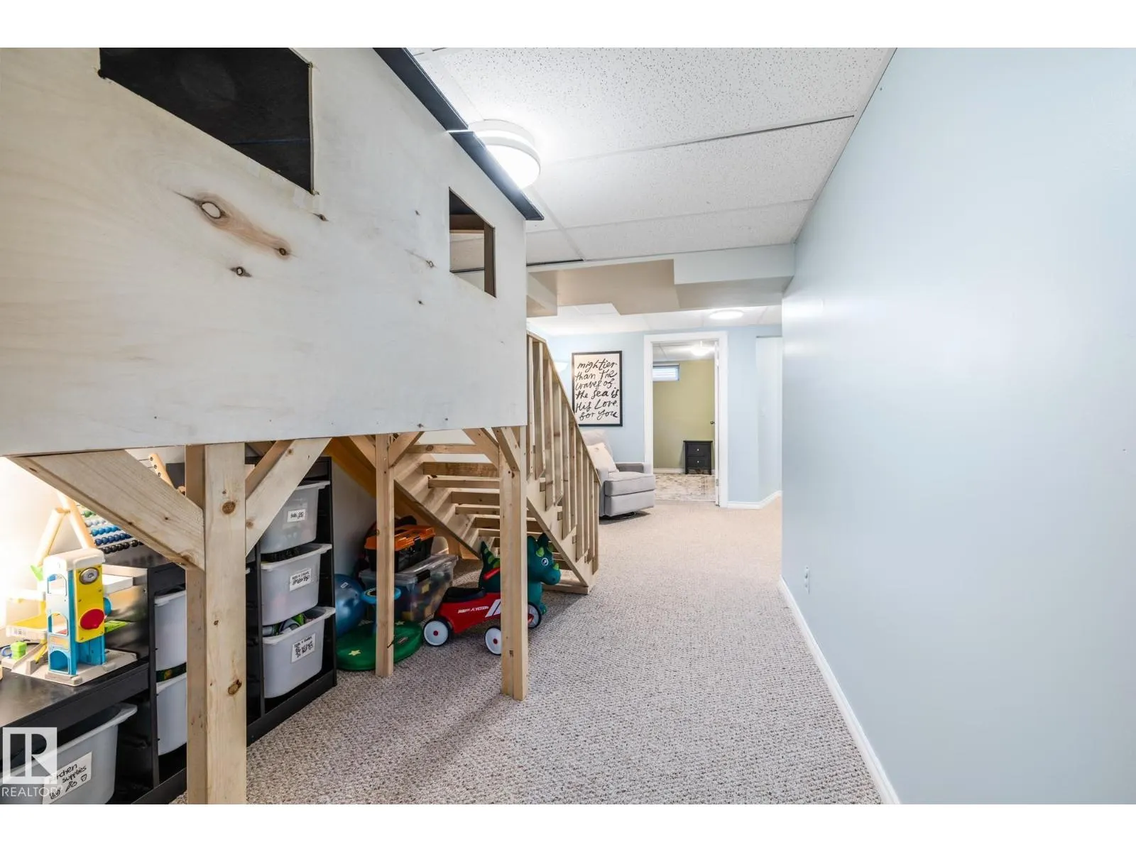 18215 62B AV NW