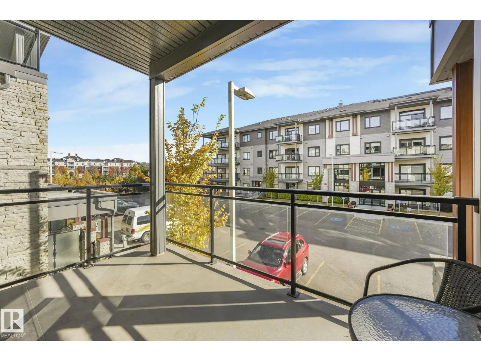 #206 528 GRIESBACH PARADE PR NW