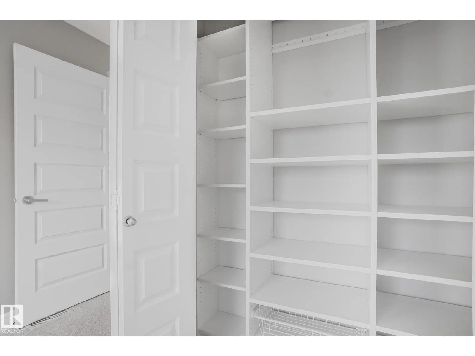 7615 KORULUK PL SW