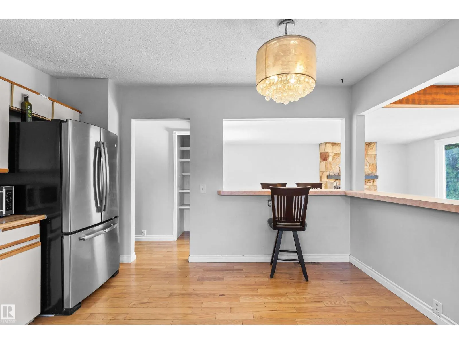 23 GILLINGHAM CR