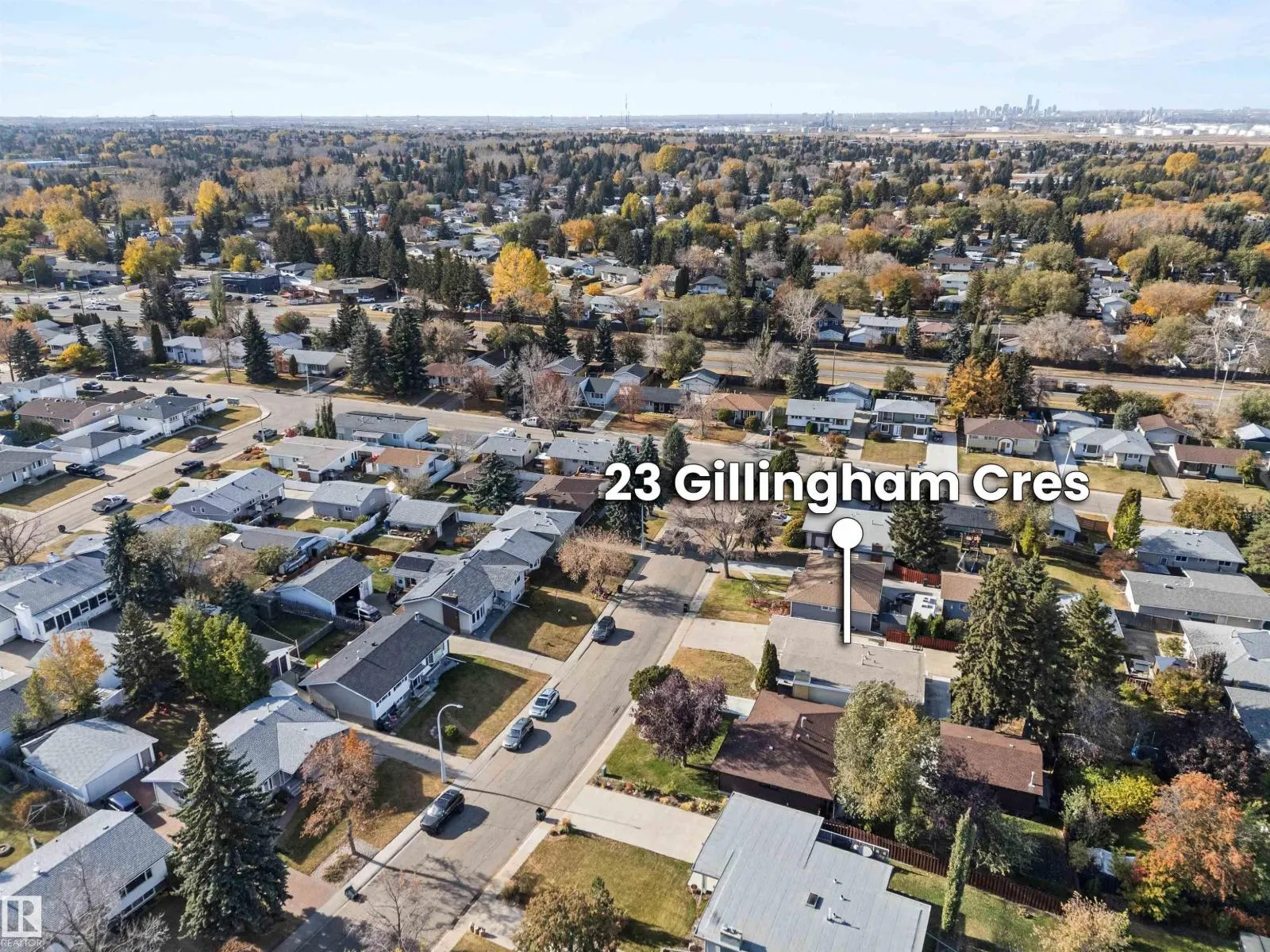 23 GILLINGHAM CR