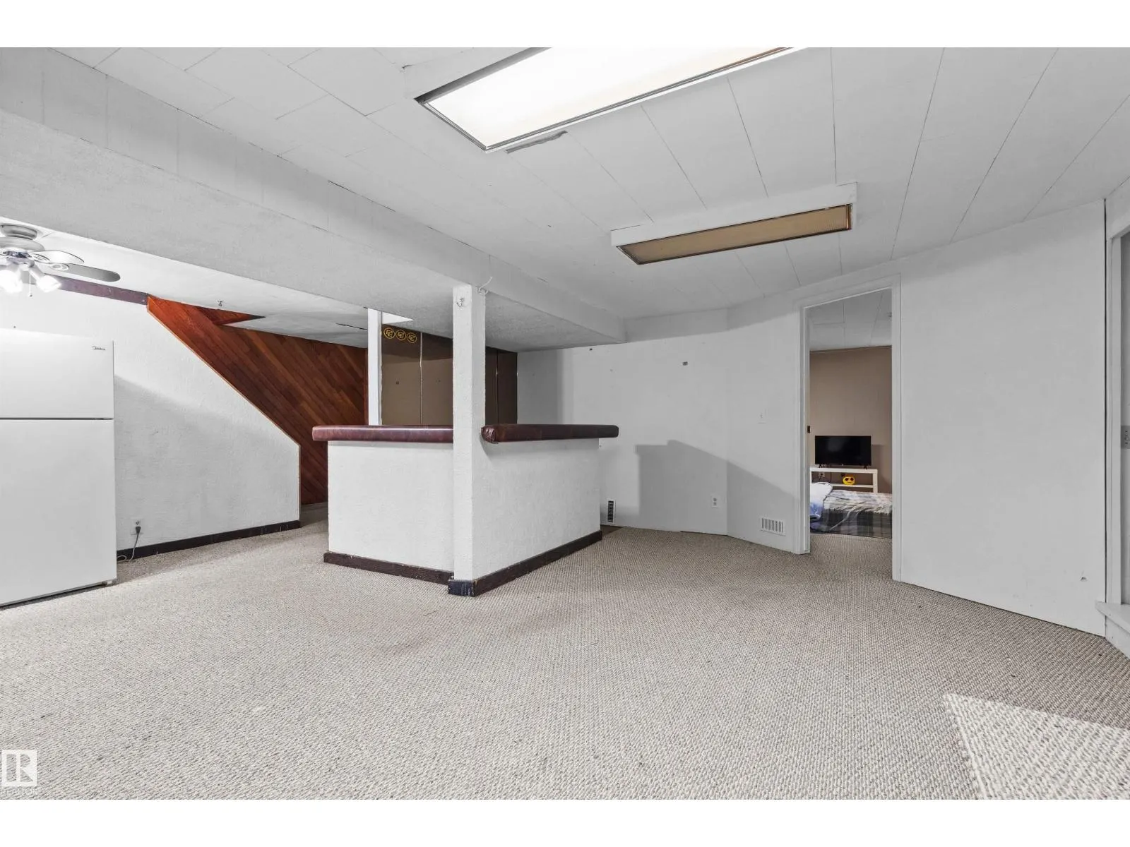 23 GILLINGHAM CR