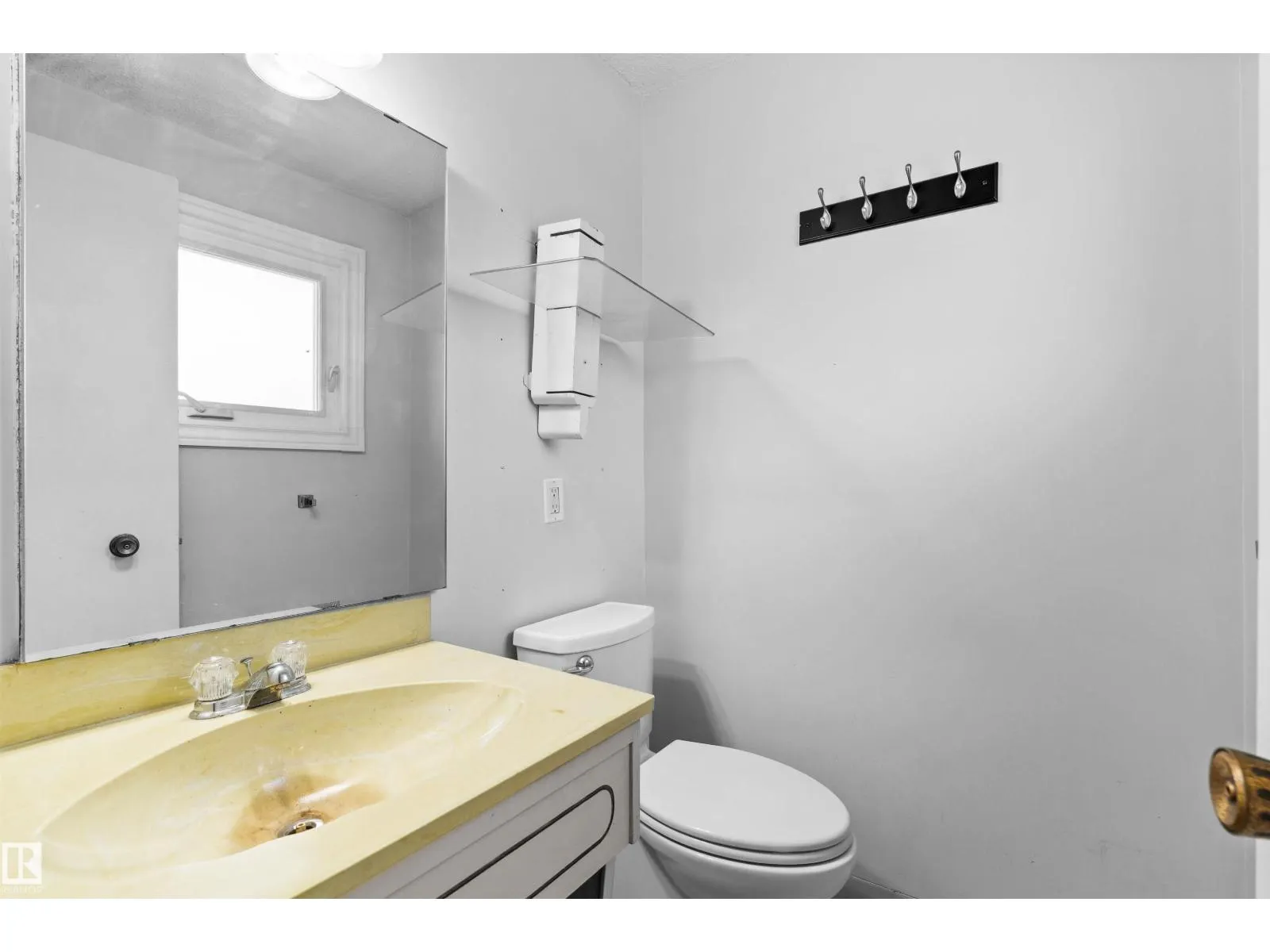 23 GILLINGHAM CR