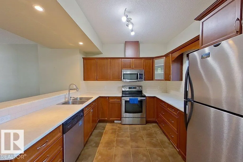 #10 903 Rutherford RD SW SW