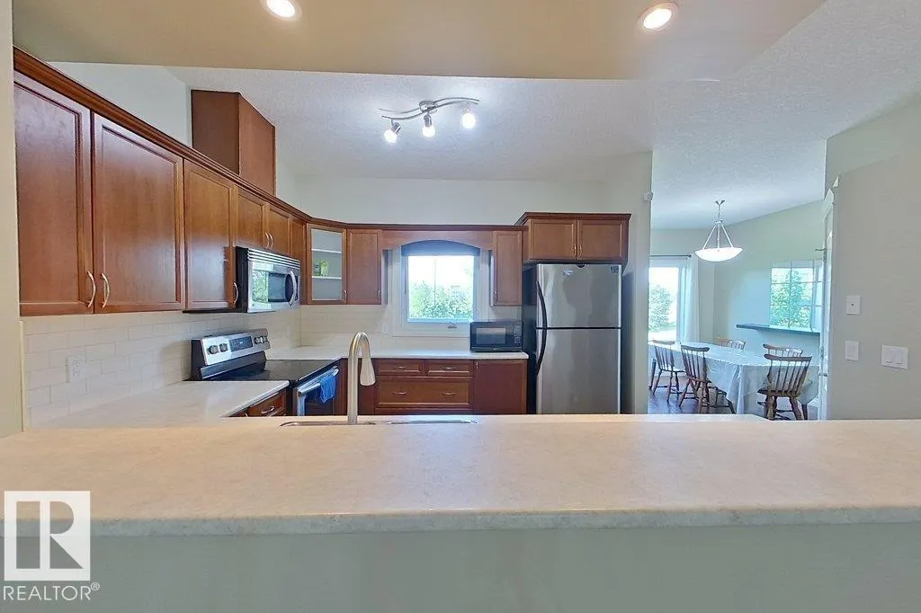 #10 903 Rutherford RD SW SW