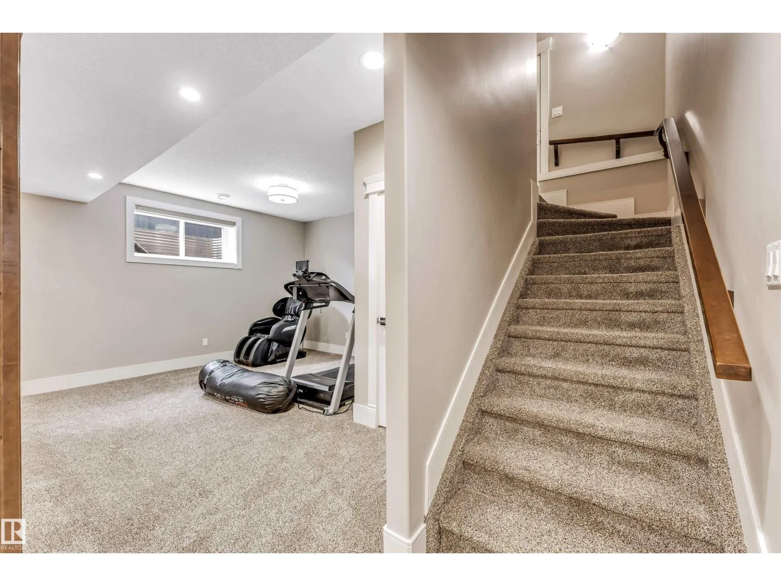 5503 POIRIER WY