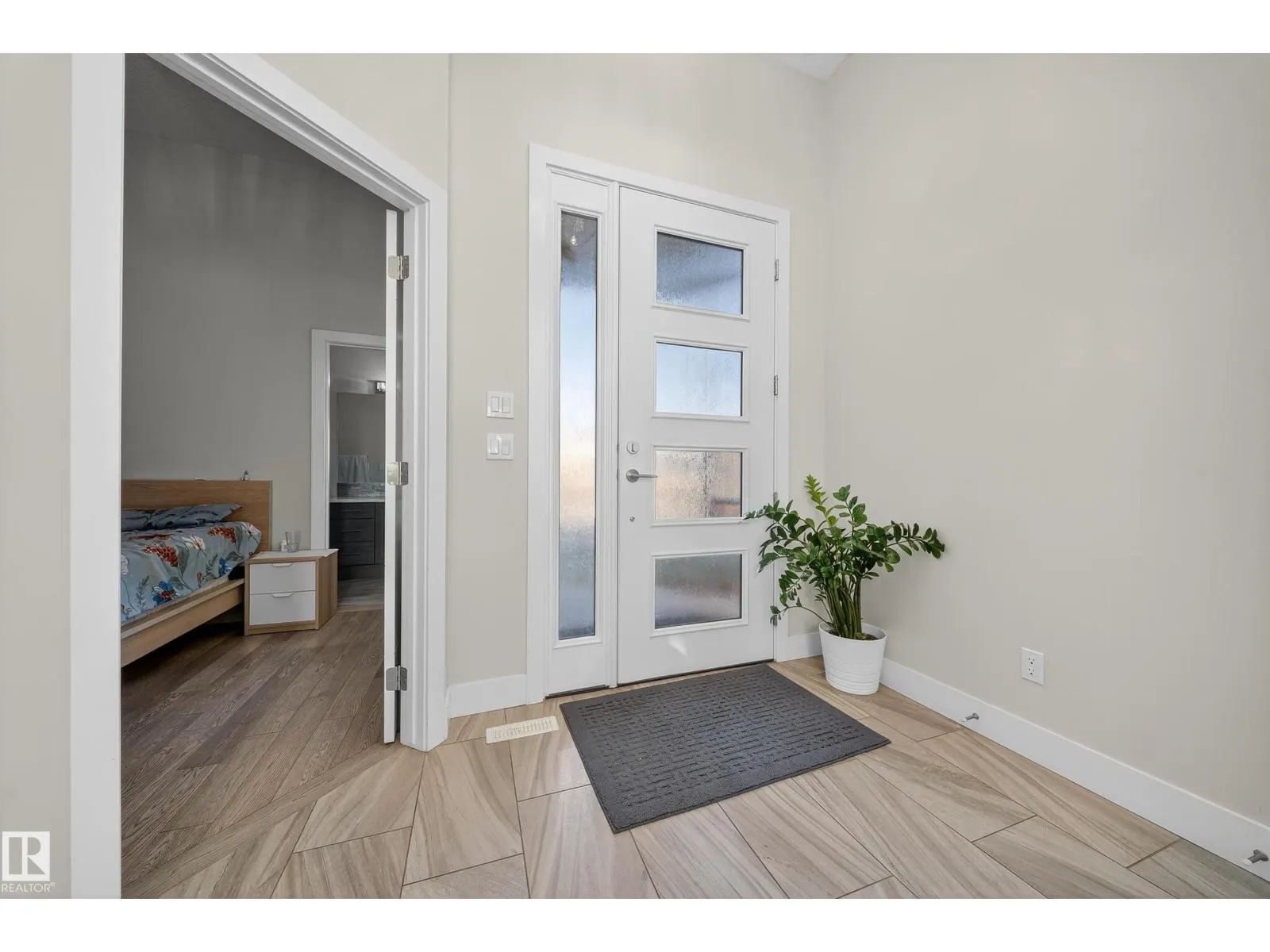 3111 58 AV NE