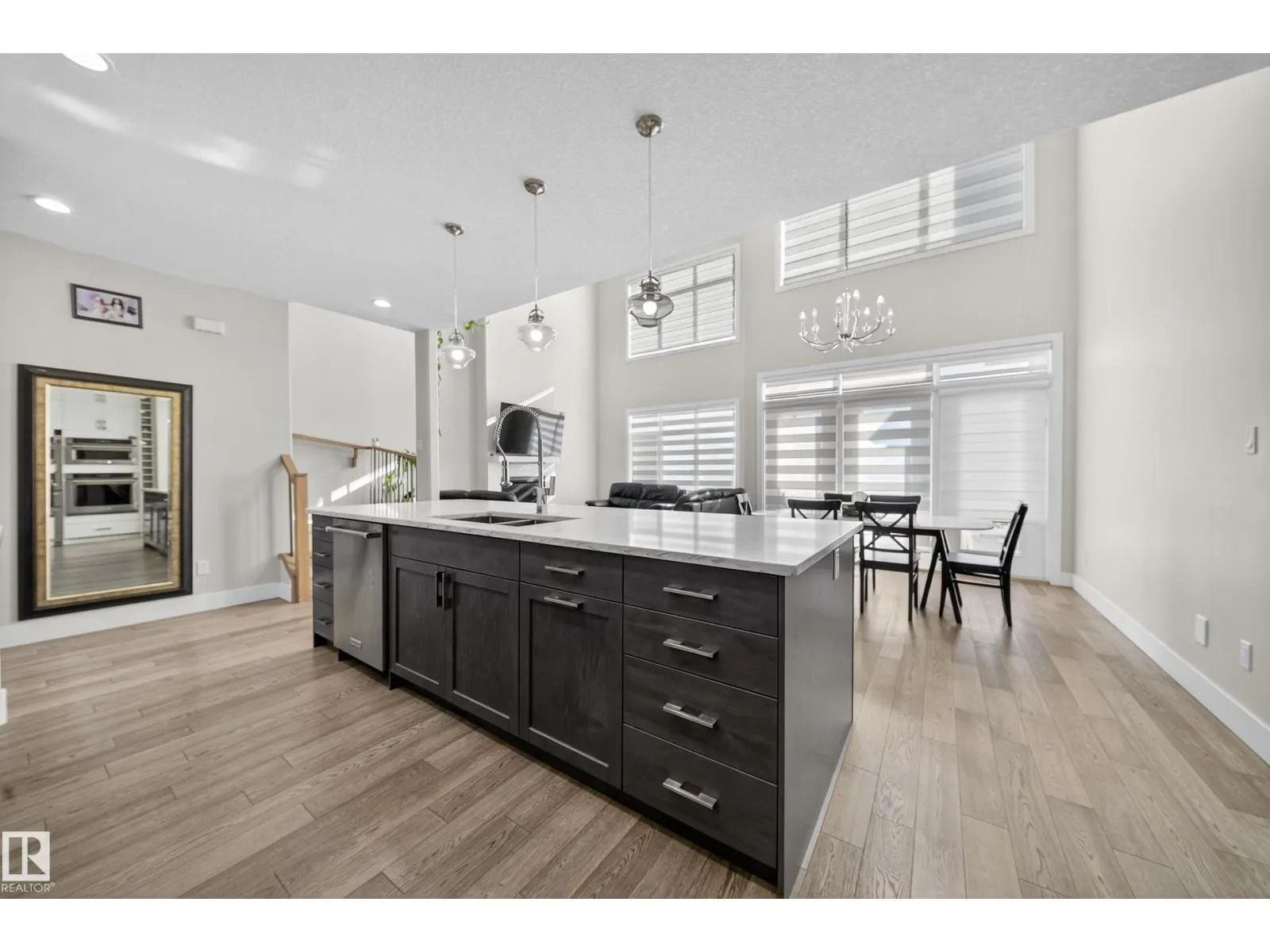 3111 58 AV NE