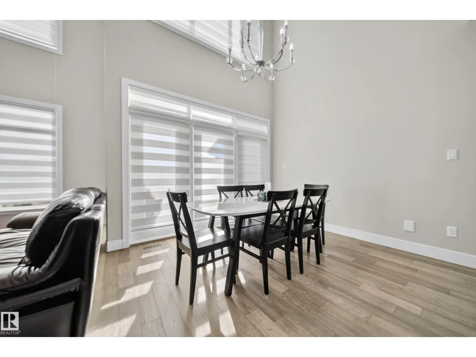 3111 58 AV NE