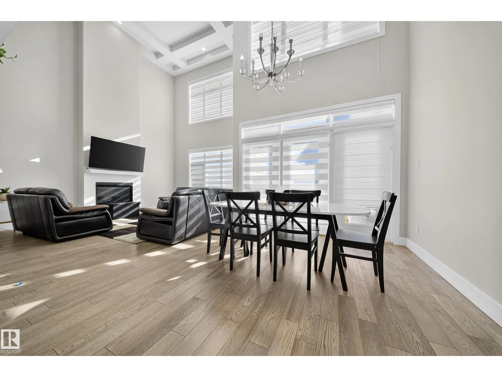 3111 58 AV NE