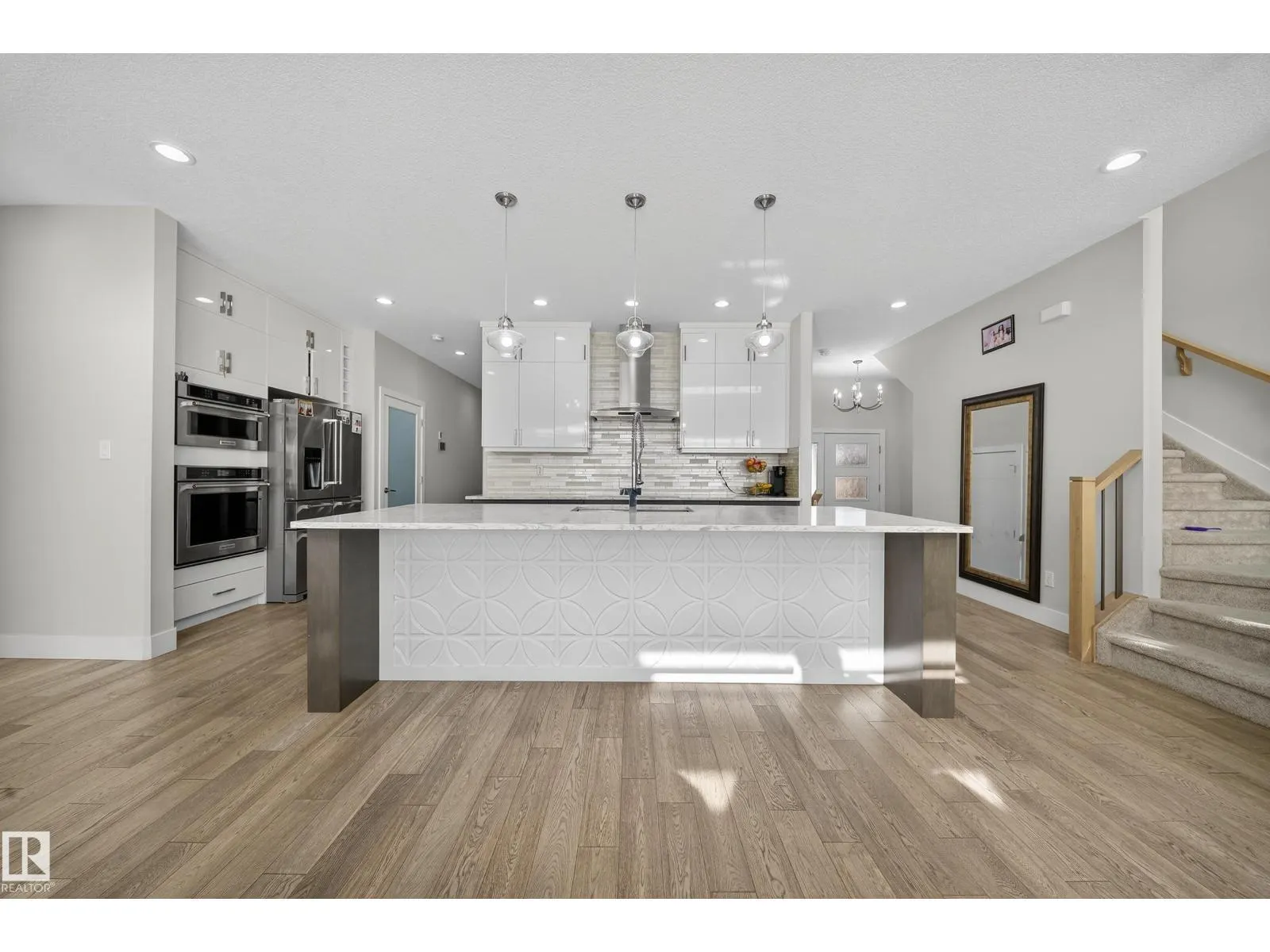3111 58 AV NE