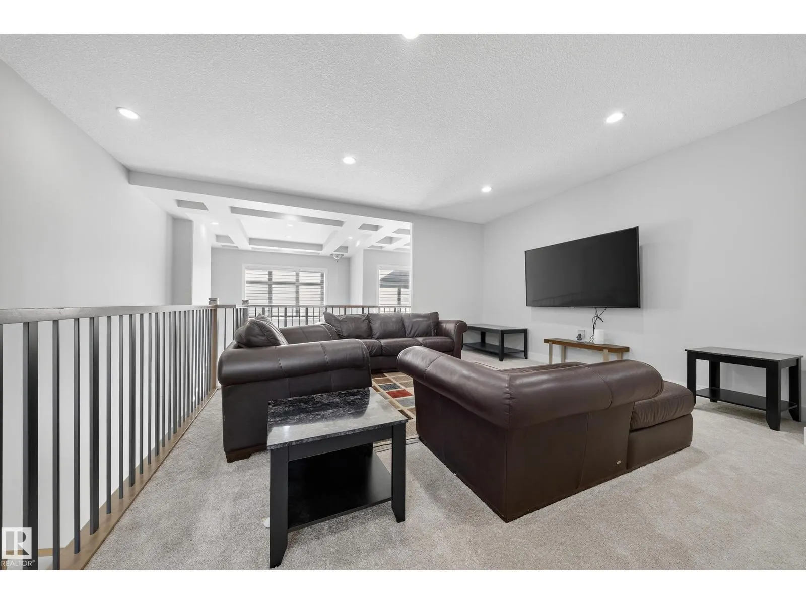 3111 58 AV NE