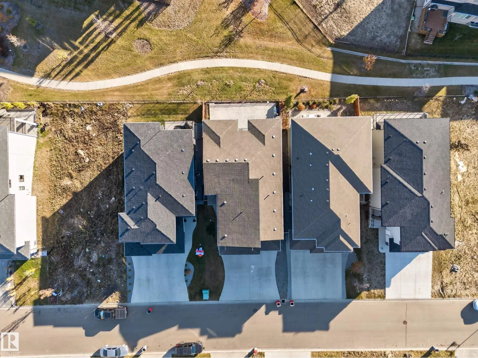 3111 58 AV NE