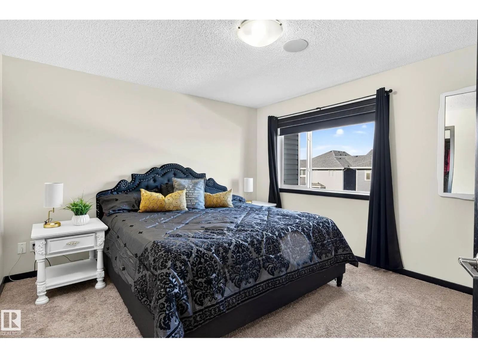 520 STURTZ LI