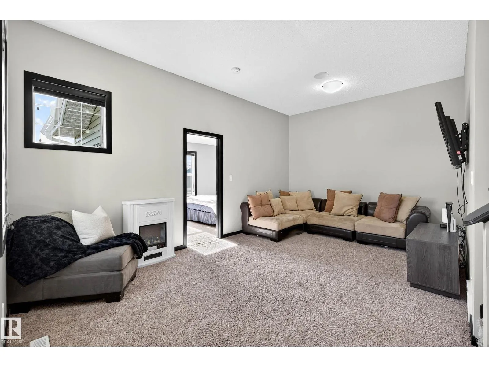 520 STURTZ LI
